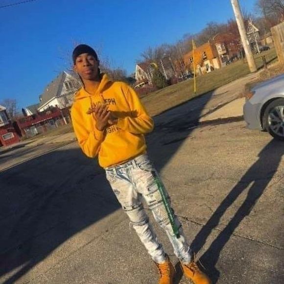 Meet your Posher, El - Picture 1 of 1